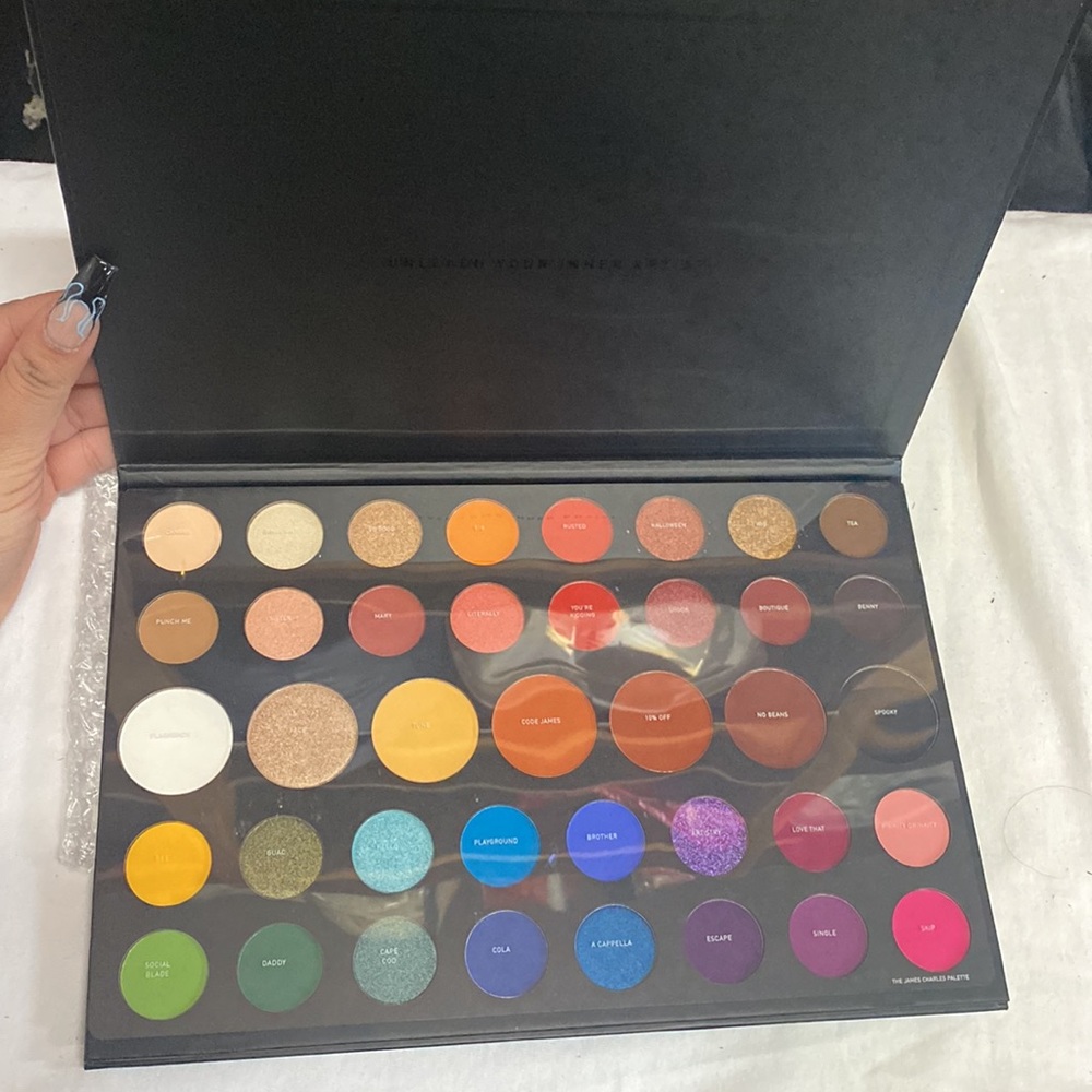 Morphe Palette - Picture 6 of 7